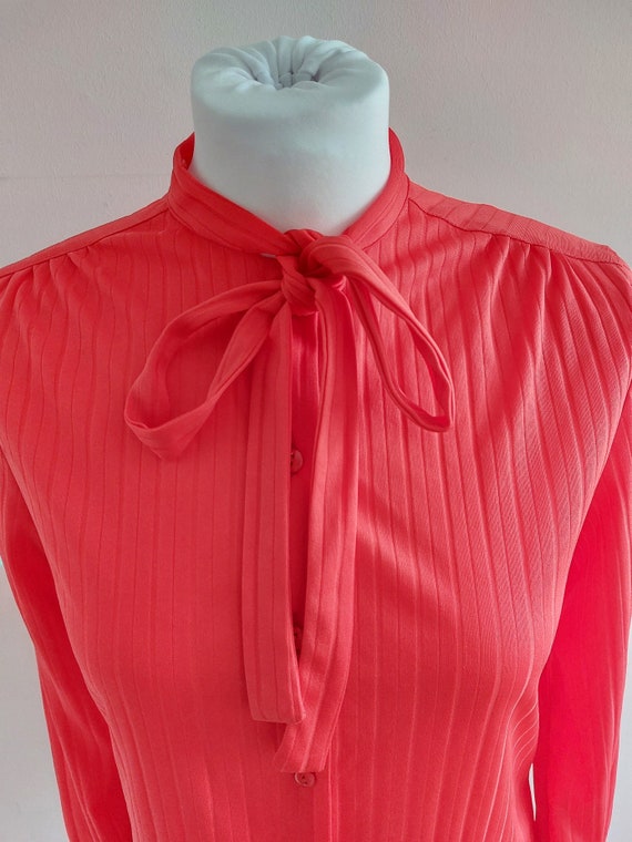 Vintage red blouse, bow tie blouse, retro blouse,… - image 4