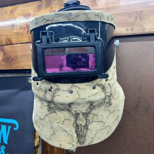 Bad to the bone Cracked leather Buck skull auto darkening welding helmet