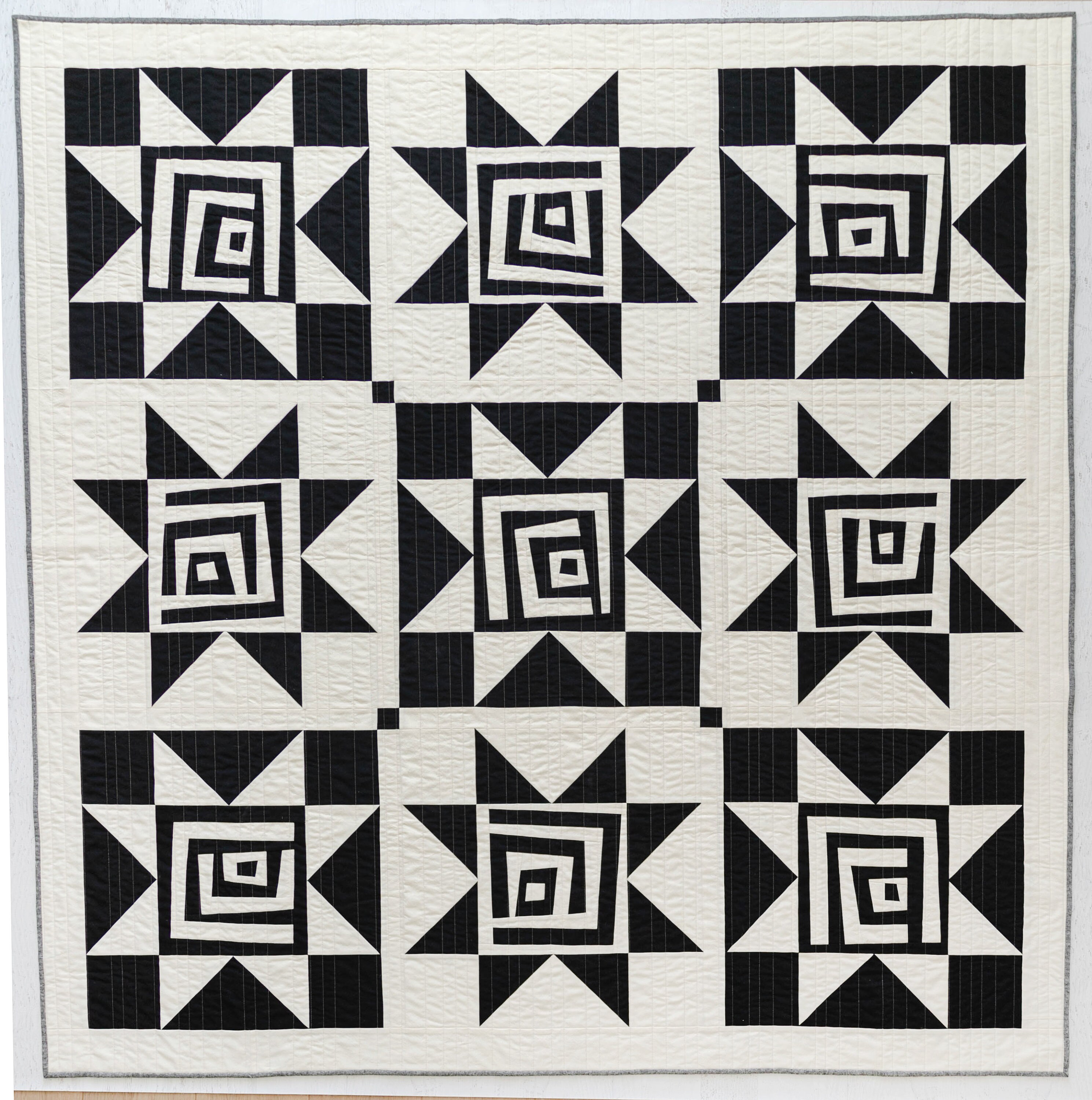 Shining Star by Suzy Quilts Black and White Quilt Kit - Etsy