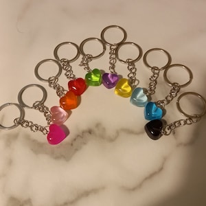 Small resin heart keyrings