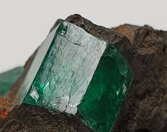 Emerald White Beauty. Natural Raw Emerald Crystal 78 Cts Zambian Emerald Rare White Zambian Emerald Specimen- Healing Rare Specimen Emerald White Beauty. Natural Raw Emerald Crystal 78 Cts Zambian Emerald Rare White Zambian Emerald Specimen- Healing Rare Specimen