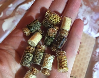 Set of 6 jars of herbs and spices, larder jars, miniature larder, Miniature Food, 12th scale kitchen food, jars of herbs, dollshouse kitchen