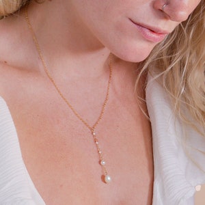 Dainty freshwater pearl lariat for bride teardrop pearl - Delicate Y necklace bridal season 2024 - Elegant Bridal Y Pearl Long Drop Necklace