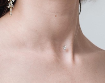 Floating 5mm Moissanite Necklace, Invisible Nylon Thread Necklace, Floating Diamond Look Pendant, Minimalist Bridal Jewelry Gift