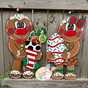 Gingerbread Christmas Door Hanger: Hand-Painted Birch Decor