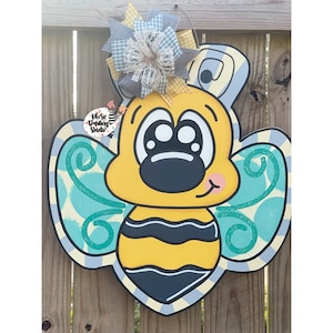 Door Hanger | Spring Door Hanger |  Summer Door Hanger | Bumblebee Door Hanger | Bee Door Hanger | Bumblebee | Bee |  Spring | Summer