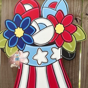 Patriotic Floral Top Hat Door Hanger: Wreath Attachment