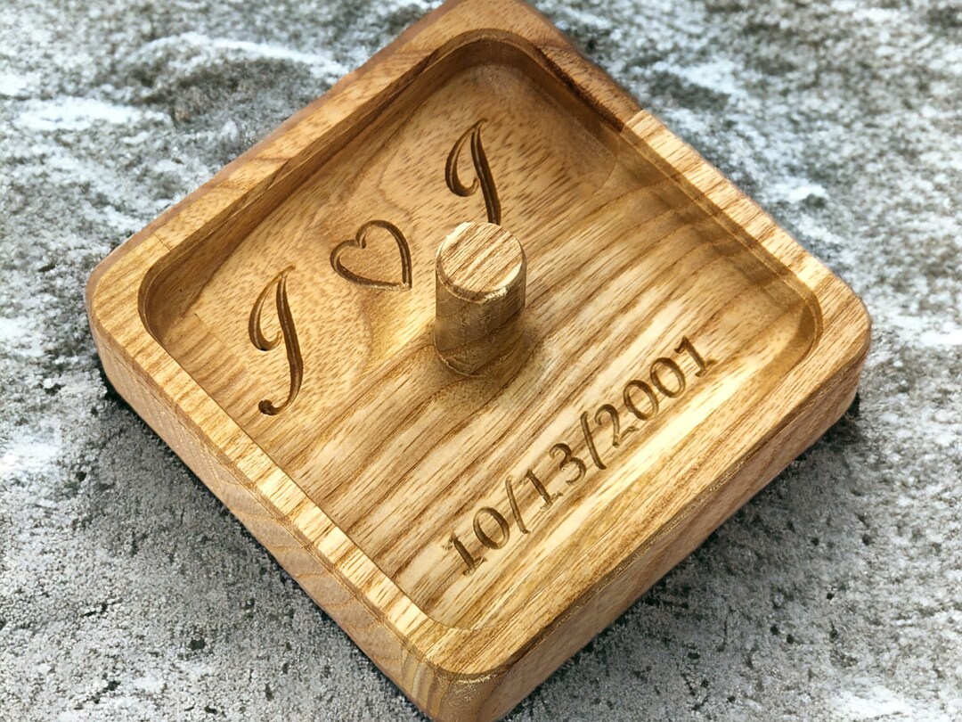 Personalized Secure Ring Holder, Wood Ring Holder, Mens Ring Holder