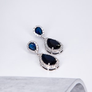 Lady Diana, Kronjuwelen, Replikate Sapphire Blue Oval, Kate MIlerton Ohrringe, Princess of Wales Ohrhänger, etwas blau funkeln