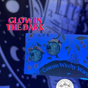 Still Watching - Retro Ghosties; TV-VCR-Wagen; 80er 90er Old School; Lustiges Halloween Blacklight Glow in the Dark; Edelstahl