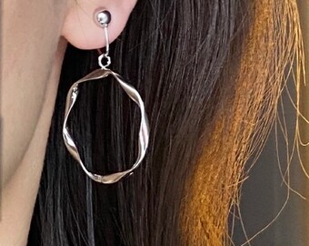 Clip On Earrings Invisible Gold/Silver Simple Classic Oversized Large Hoop Circle|New Pain Free Clip Coil Design|Non Pierced Ears