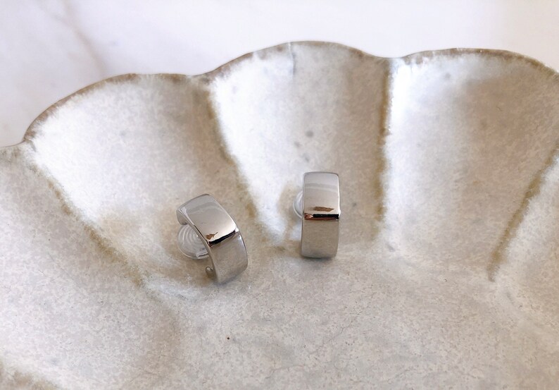 Clip On Earrings Invisible Clip Chunky Silver Simple Geometric Square Minimalist Studs New Pain Free Clip Coil Design Non Pierced Ears zdjęcie 8