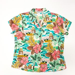 Ladies Hawaiian Buttondown  Campshirt, Made In Hawaii, Hawaiian Hut, Perfect for your Hawaiian Luau Theme Party, Vacation Casual Wear