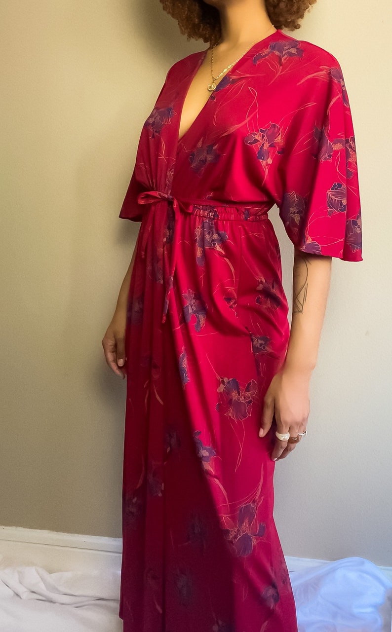 70s Vintage Bohemian Floral Long Robe Dress Long Wrap Dress Hippie Dresses V Neck Dresses Floral Wrap Dress S-M image 2