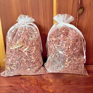 Cedar Shavings / Sachet Bag Cedar Shaving / Red Cedar Shavings / Set of 2 Cedar Shaving Bags / Bags of Aromatic Cedar Shavings / Raw Cedar afbeelding 2
