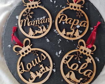 Boule de noël en bois personnalisée