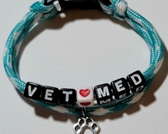Vet Tech Paracord Buckle Bracelet ~ Custom Veterinary Medicine Bracelet ~ Friendship Bracelet ~ Vet Tech Gift ~ DVM Gift ~ Charm Bracelet
