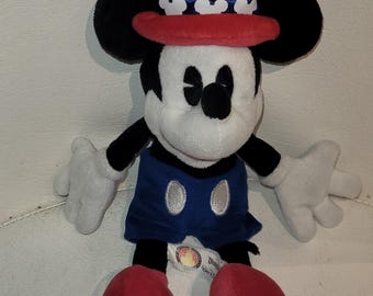 vintage Disneyland patriotic mickey mouse plush