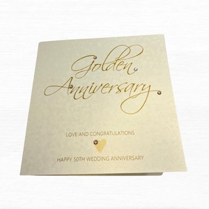 Carte d'anniversaire de mariage dorée, 50e anniversaire de mariage heureux fait main, carte de 50e anniversaire de luxe, carte d'anniversaire d'or