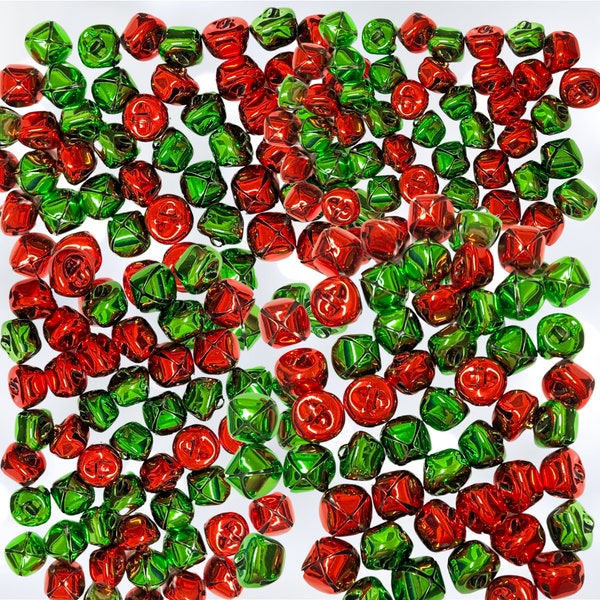 Jingle Bells de Noël, rouge ou vert, 5 tailles 8 mm, 10 mm, 12 mm, 15 mm et 20 mm, parfaites pour les travaux manuels de fête, décoration d'intérieur, emballage cadeau, grelots pour chat