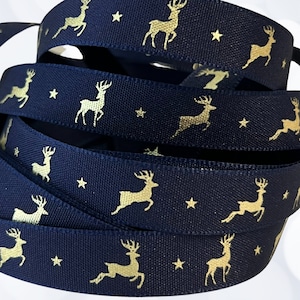 Ruban de Noël, ruban bleu marine avec rennes imprimés en or métallique, bordure festive parfaite pour emballer des cadeaux, faire des couronnes et plus encore