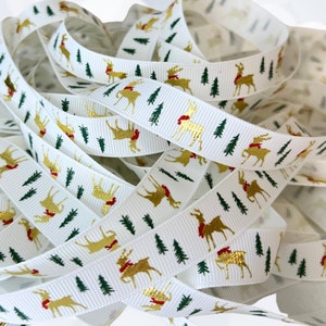 Weißes Ripsband mit goldenen Rentieren und grünem Weihnachtsbaumdruck, 16 mm breit, 1 m Länge, perfekt für alle Weihnachtsarbeiten