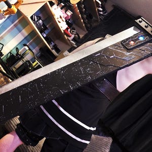 Final Fantasy VII Remake Cloud Strife Buster Sword RGB Materia (Final Fantasy 3D Printed Plastic Sword)