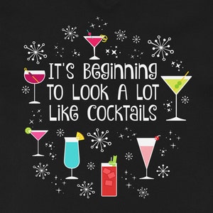 It's Beginning to Look a Lot Like Cocktails Christmas Holiday V-Neck T-Shirt, Funny Christmas Party Drinking Martini Glass Shirt, Plus Size image 5