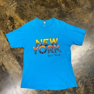 Size Large 90s New York City New York Skyline Blue Made In USA Single Stitch Tee