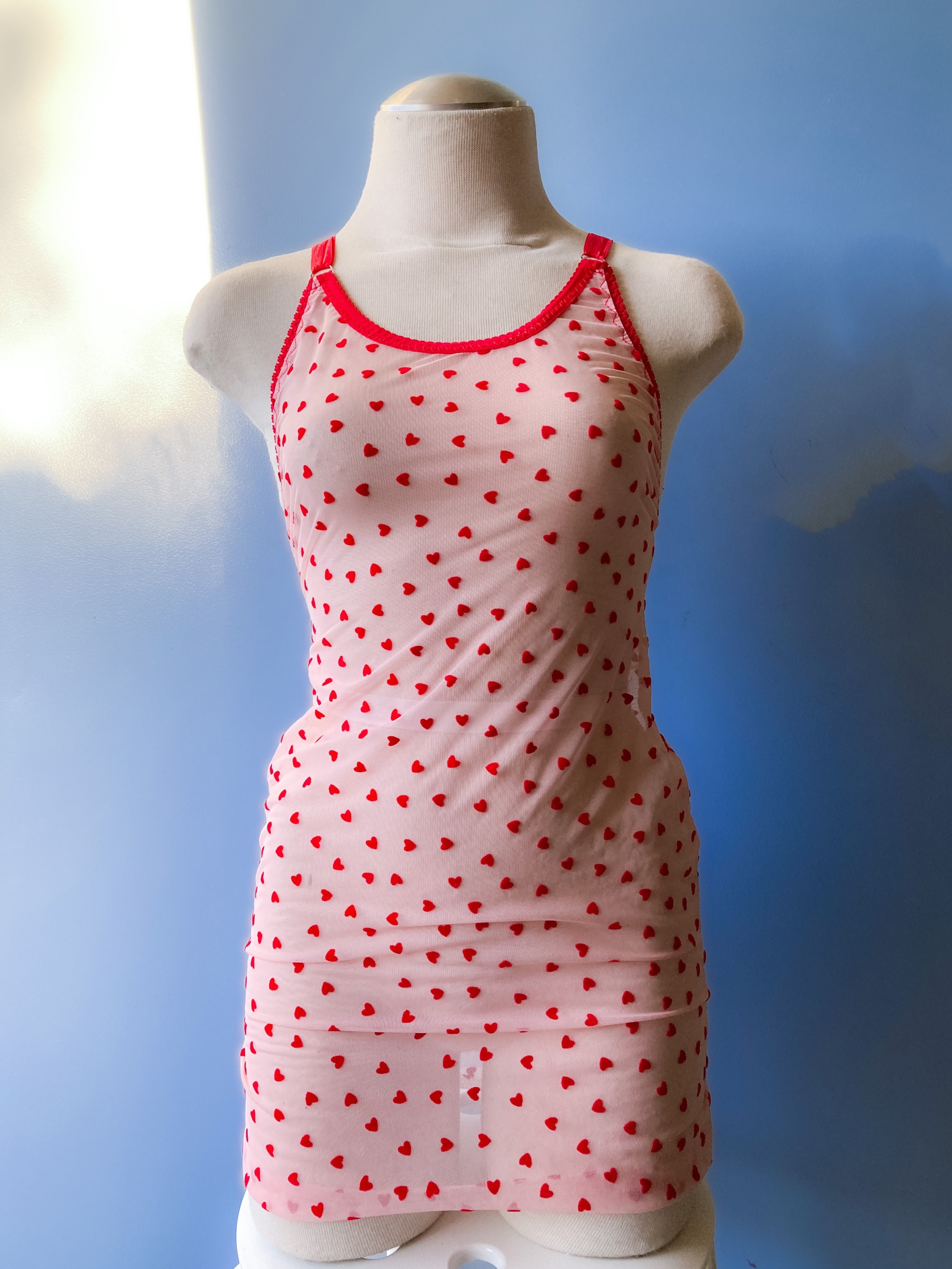 Red heart on pink mesh mini slip dress size xs/s