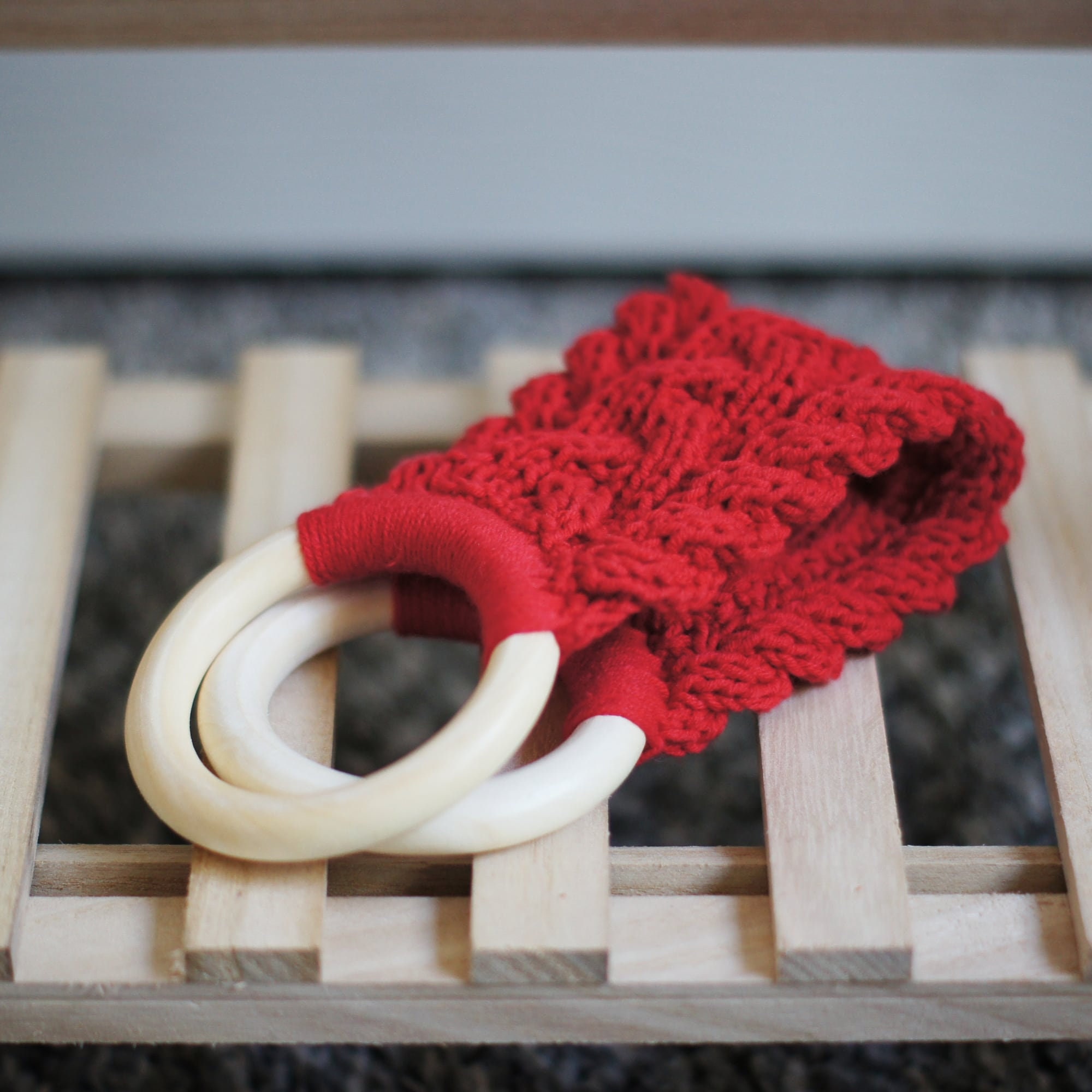 Handknitted Kitchen Towel Holder With Wooden Rings Etsy