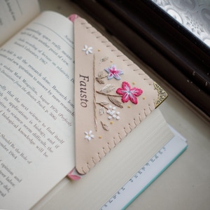 Faux Leather Sakura Corner Bookmark – Personalized Embroidered Book Accessory