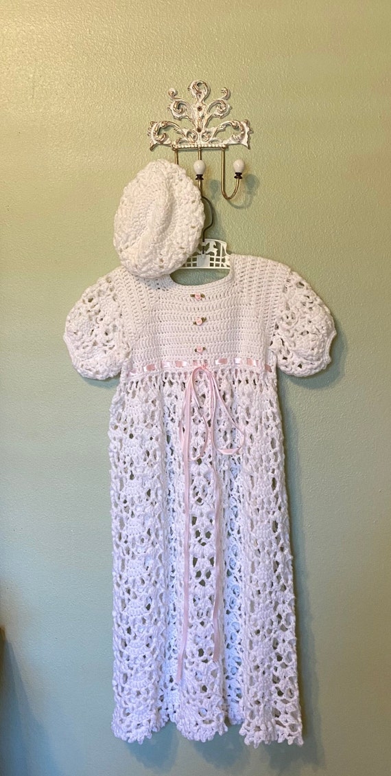 Vintage 70s Girls Handmade White Crochet Dress/Ha… - image 1