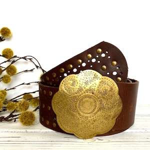 Vintage Leather with brass buckle belt L-41” W-3.” Men main image 4