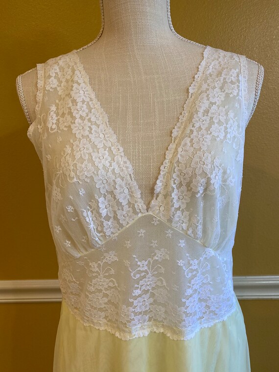 Retro style sale nightgowns