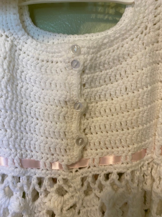 Vintage 70s Girls Handmade White Crochet Dress/Ha… - image 9