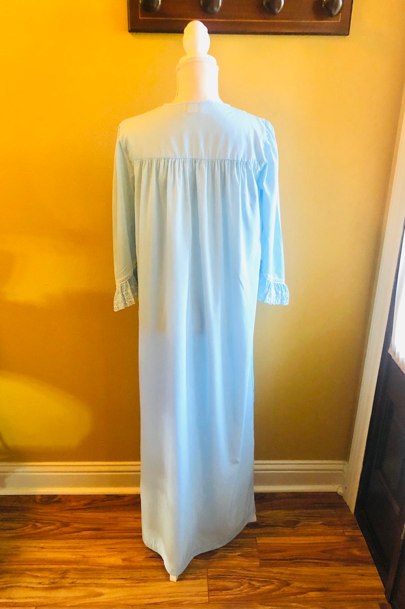 Vintage 1970s Barbizon Long Nightgown, Size S, Retro Fashion, Photo Props, Shabby Nightgowns image 2