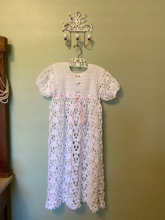 Vintage 70s Girls Handmade White Crochet Dress/Ha… - image 6