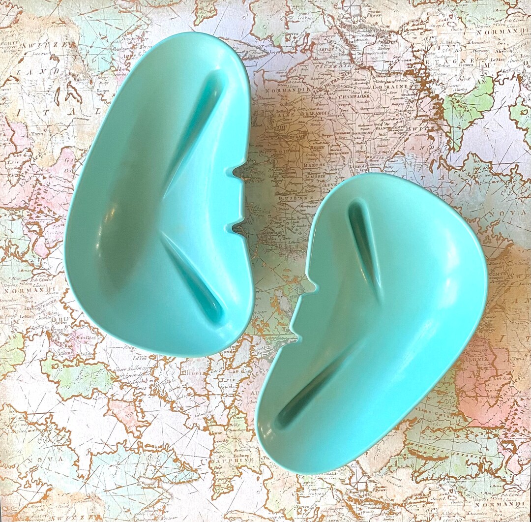 Two/1950s Atomic Ashtray, Amoeba Ashtrays, Mel Mac Ashtrays, Melamine Ashtrays, Midcentury Home