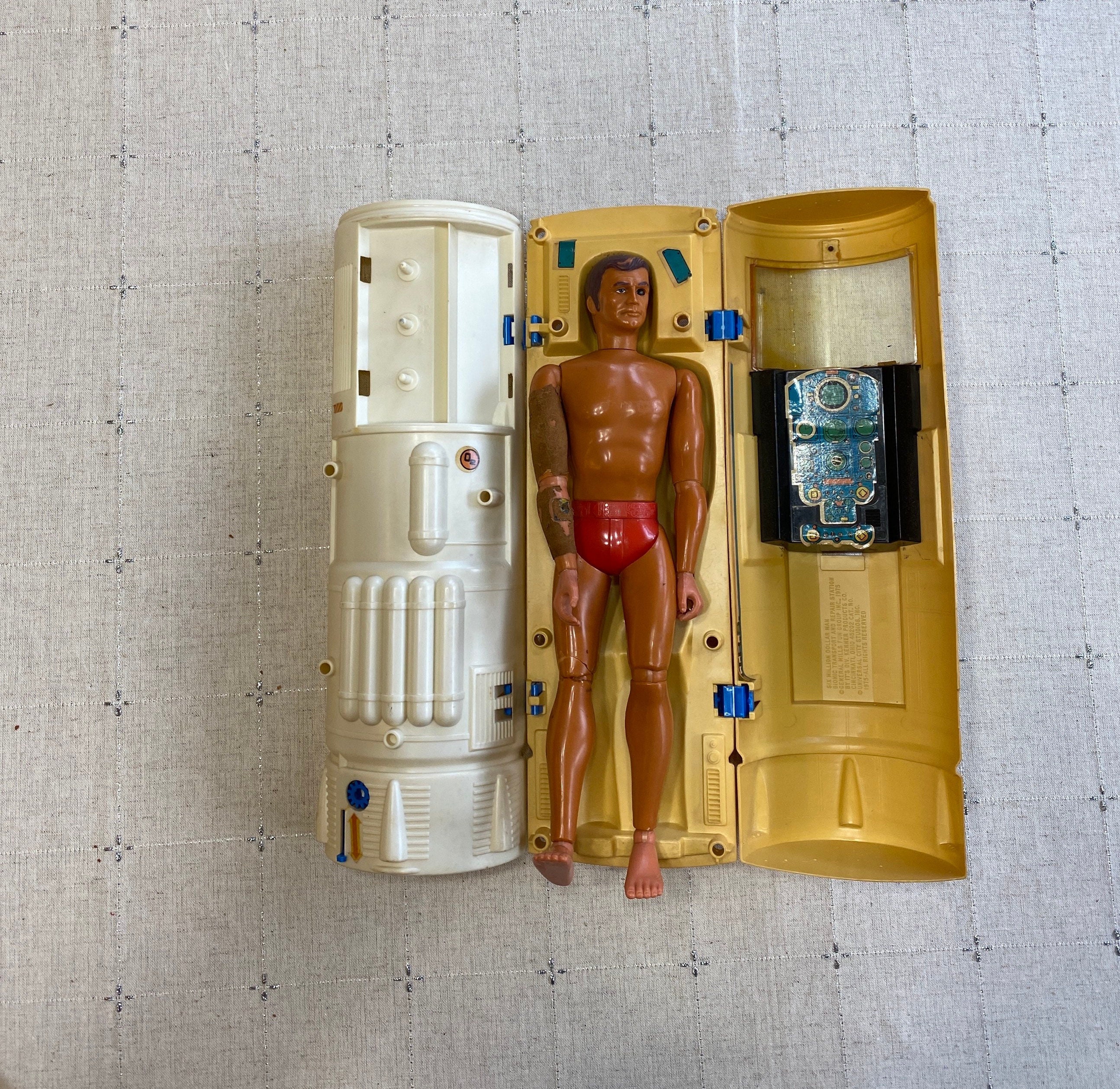 1973-75/six Million Dollar Man Action Figure, Bionic 1973-75/six Million Dollar Man Action Figure, Bionic