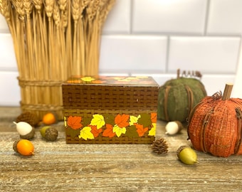 Vintage 1960s Basket Weave Recipe Box: Fall Kitchen Decor