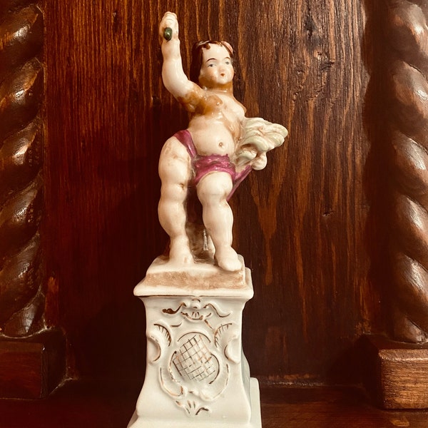 Vintage 40s -50s Cherub Figurine, Angel Statue, Putti Cherub, Cupid Angel, Occupied Japan, 6 3/4"