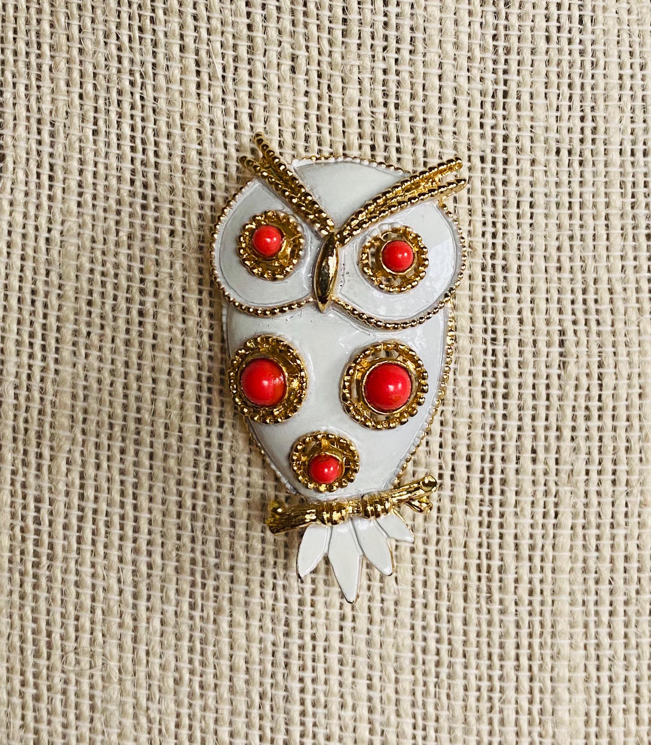 60s 70s J J Jonette Owl Brooch, White Owl Pin, Signed, Trending Jewelry, Midcentury Brooches, Enamel