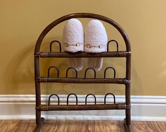 Vintage 1970s Bamboo and Rattan Shoe / Slipper Rack, MCM Shoe Stand, Entryway Shoe Organizer, Entryway Shoe Rack, MCM Decor, Boho Chic