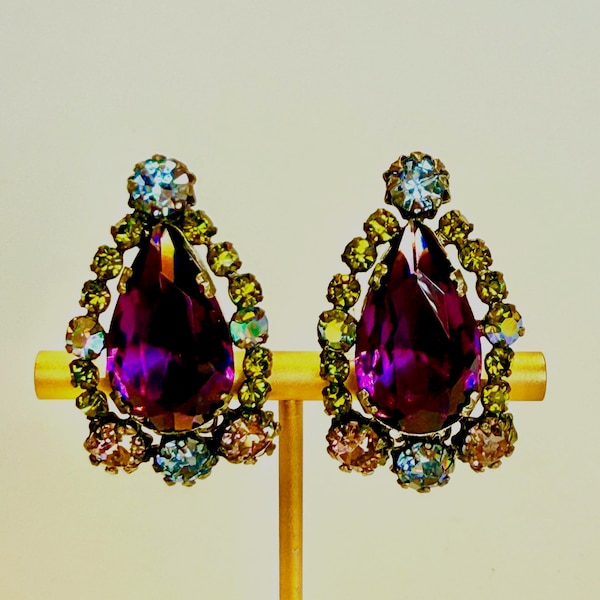 Vintage Schreiner Rhinestone Clip Earrings - Schreiner of New York