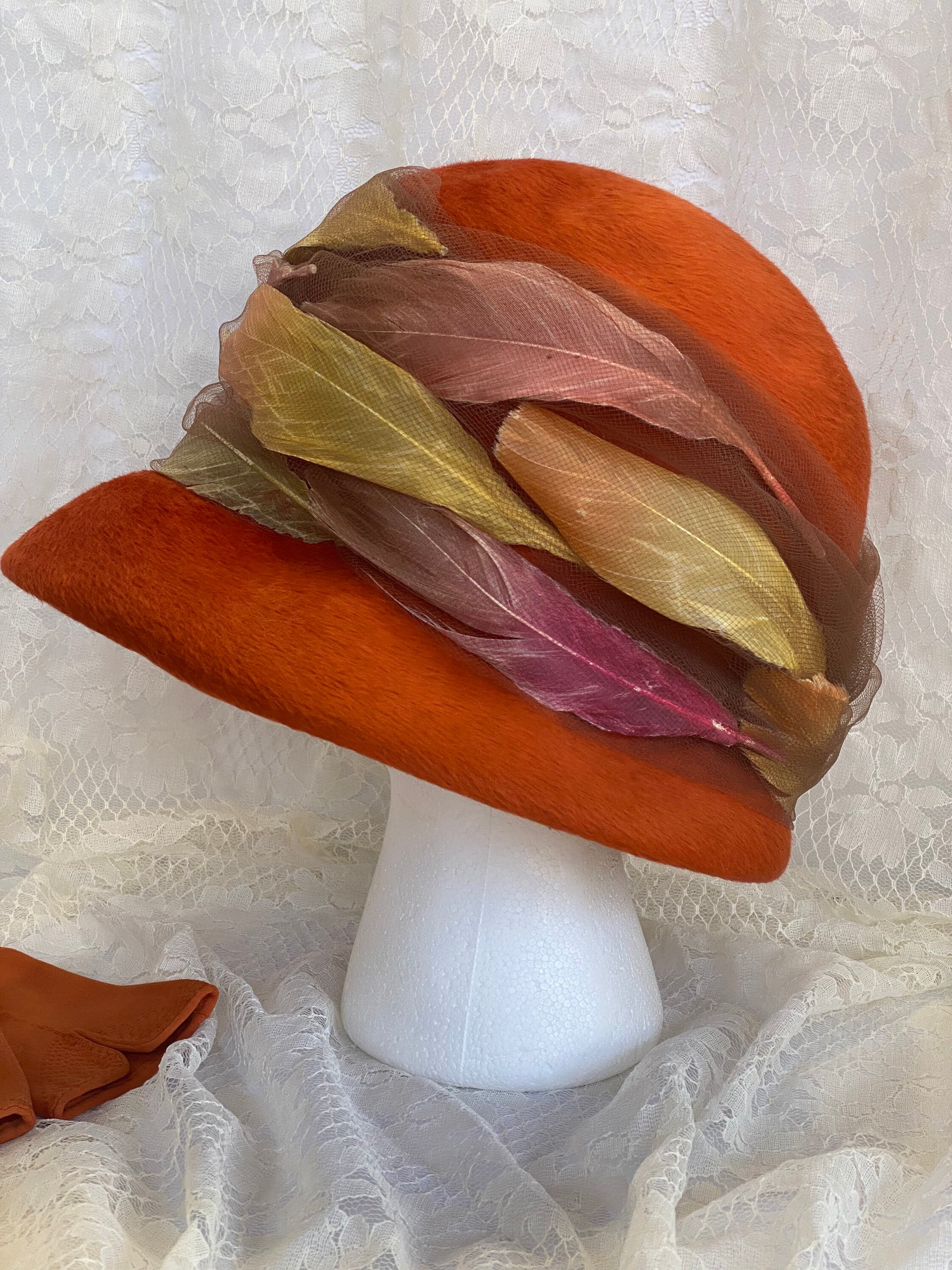 ⭐️ Christian Dior Vintage Feathered Hat christian_dior_1940s_1950s_vin  main image 4