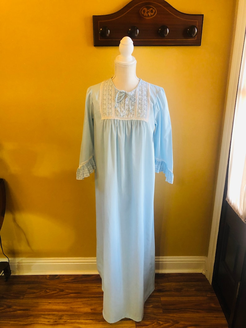 Vintage 1970s Barbizon Long Nightgown, Size S, Retro Fashion, Photo Props, Shabby Nightgowns image 1