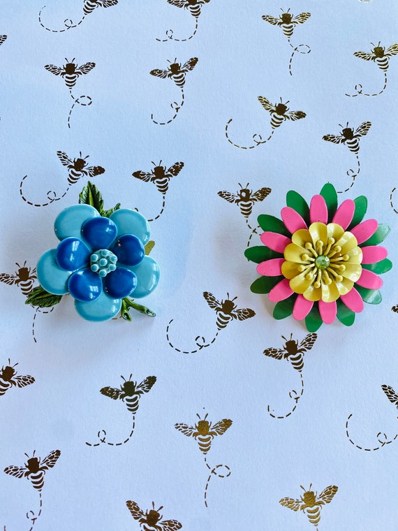 Two/ Vintage 1960s Enamel Flower Brooch, Vintage F