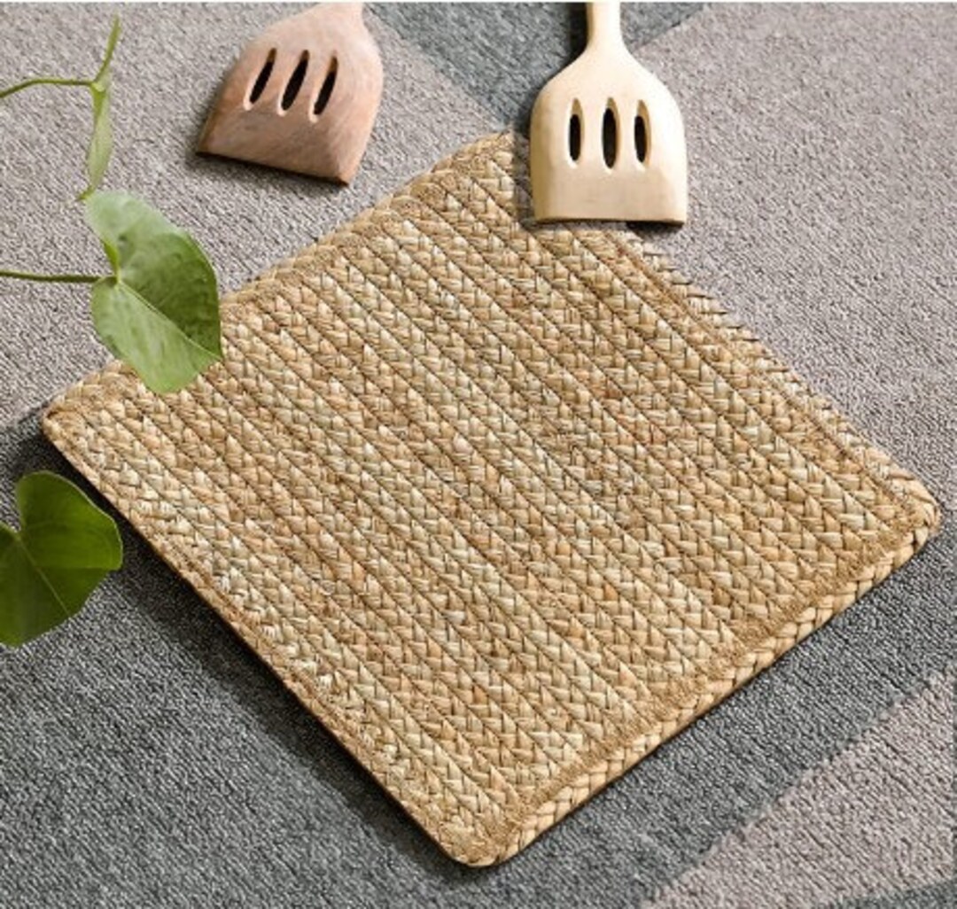 Set of 4 , 6 Straw Table Placemats Square Woven Placemats Patio Table