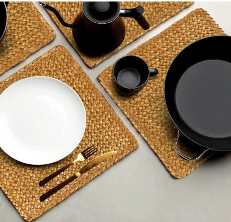Set of 4 , 6 Straw Table Placemats Square Woven Placemats Patio Table